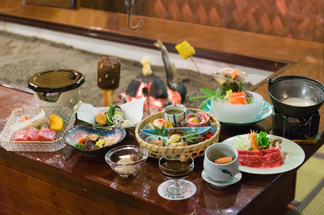 Hotel Honke Bankyu à Nikkō Extérieur photo