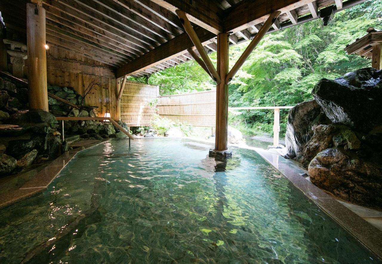 Hotel Honke Bankyu à Nikkō Extérieur photo