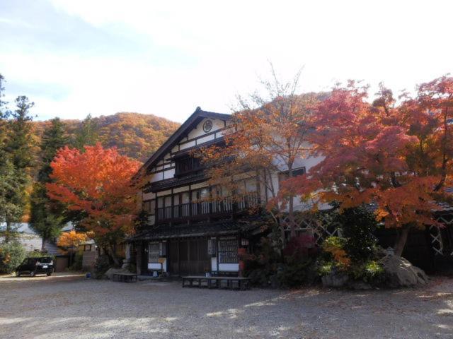 Hotel Honke Bankyu à Nikkō Extérieur photo