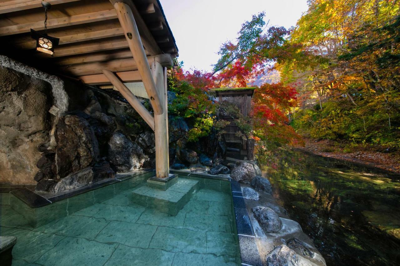 Hotel Honke Bankyu à Nikkō Extérieur photo