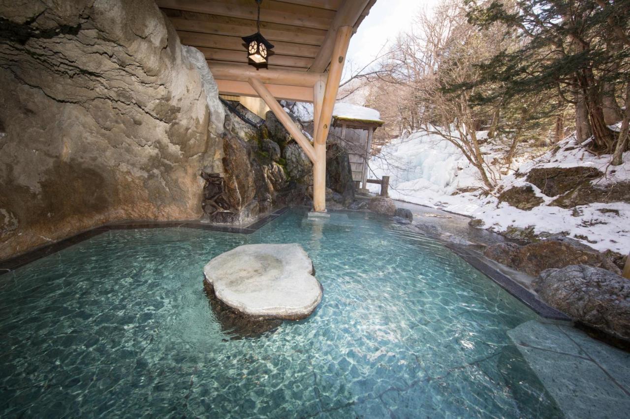 Hotel Honke Bankyu à Nikkō Extérieur photo