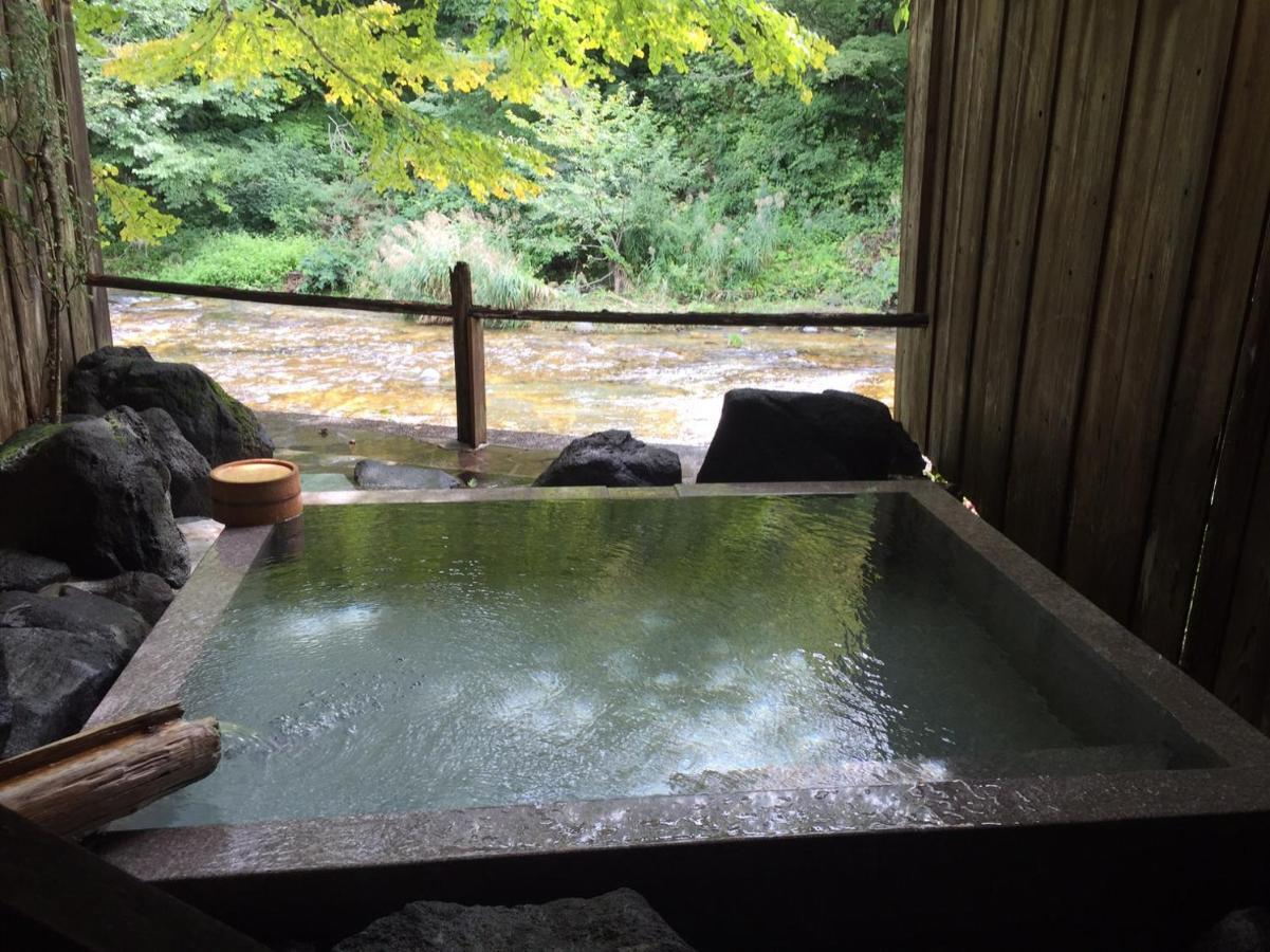 Hotel Honke Bankyu à Nikkō Extérieur photo